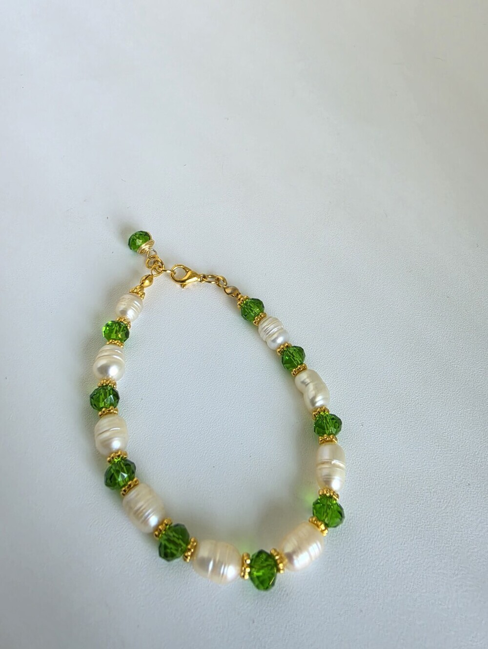 Handmade Freshwater Pearl & Green Crystal Beaded Bracelet 8”